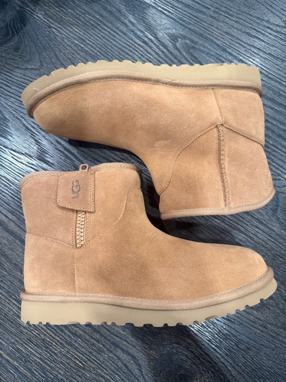 UGG CLASSIC MINI BAILEY ZIP CHESTNUT SUEDE ANKLE WOMEN'S BOOTS SIZE US 6